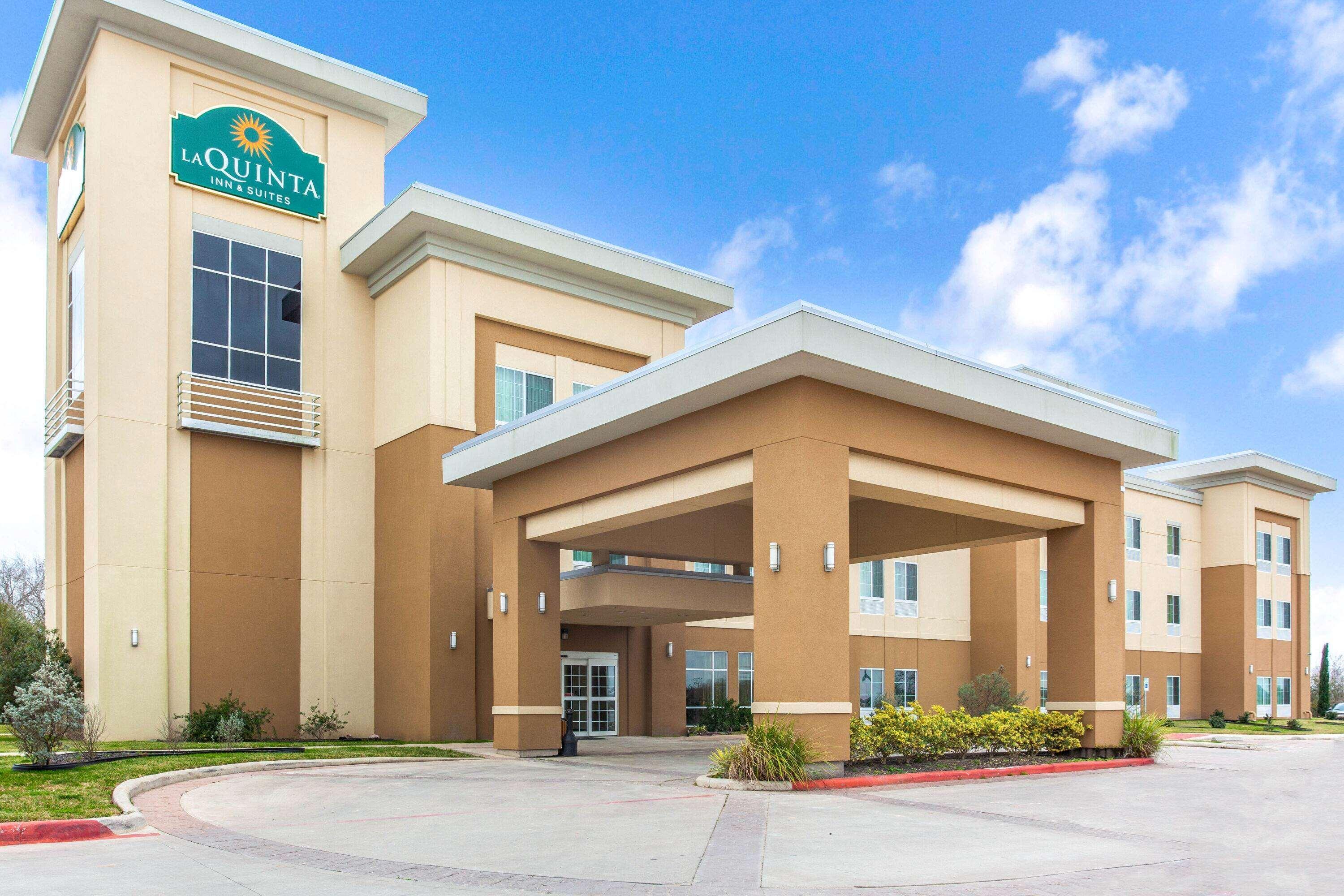 La Quinta By Wyndham Gonzales Tx Hotel Exterior foto